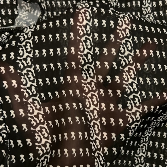 Fashion Mia Sheer Patterned Blouse - Picture 5 of 12